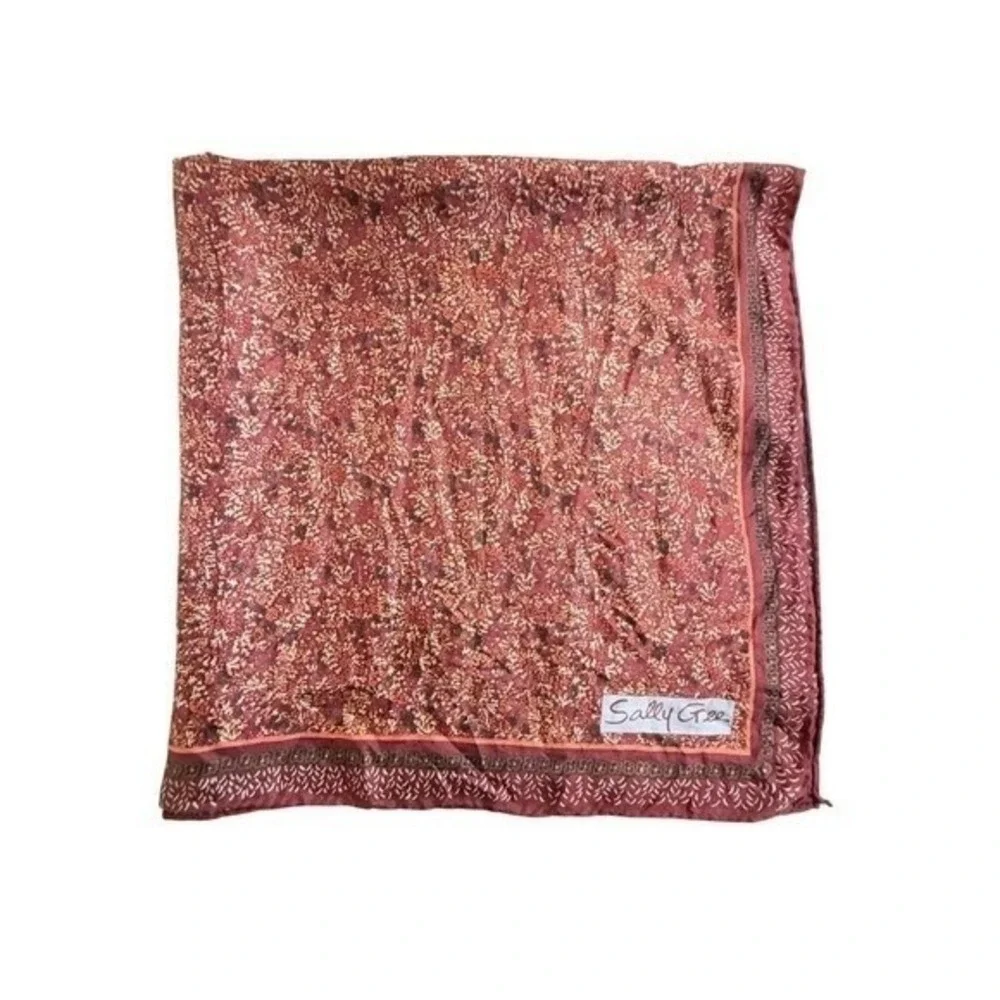 Sally Gee Square Scarf Red Orange Tan Floral Print Border Trim About 22-23‎ In
